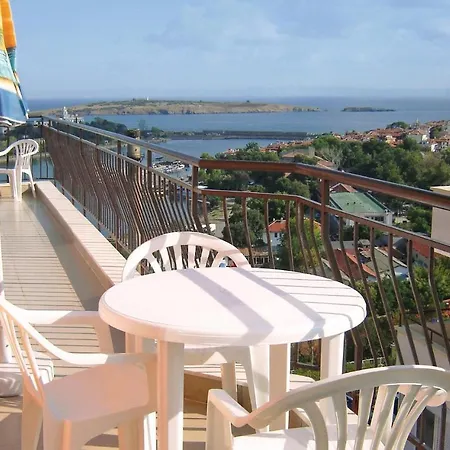 Apartament One-bedroom In Sozopol